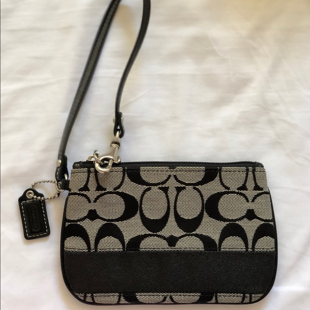 COACH wristlet- brand new without tags